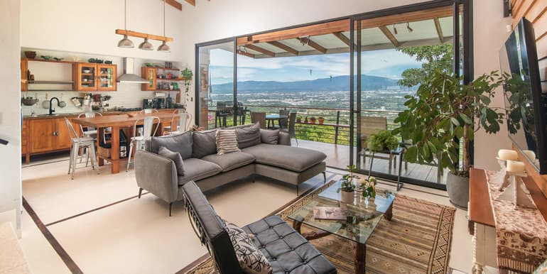 Esmerald Hills Compound in Piedades