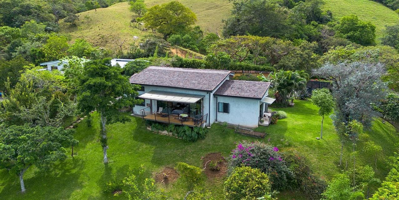 Esmerald Hills Compound in Piedades — photo