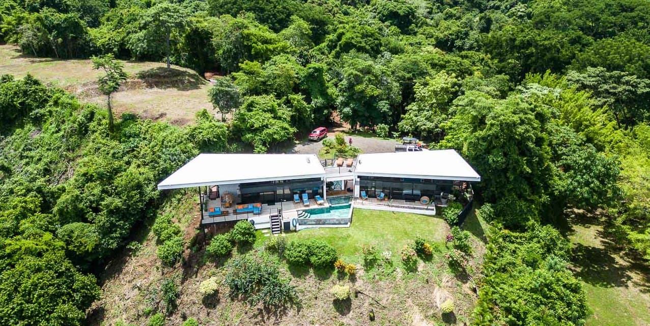 Hilltop Oasis with Panoramic Views — photo