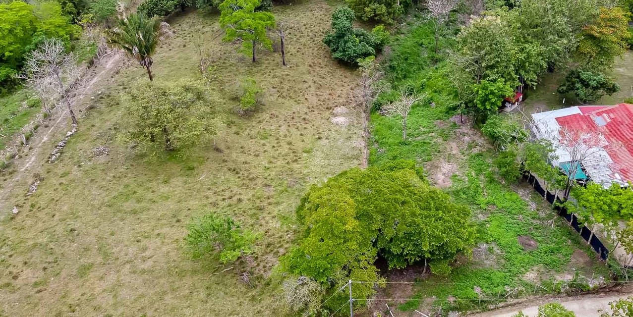 Ready to Develop Lot at Santiago, Santa Teresa — photo