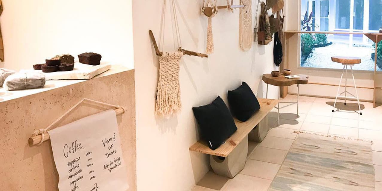 Commercial Space in the Heart of Santa Teresa — photo