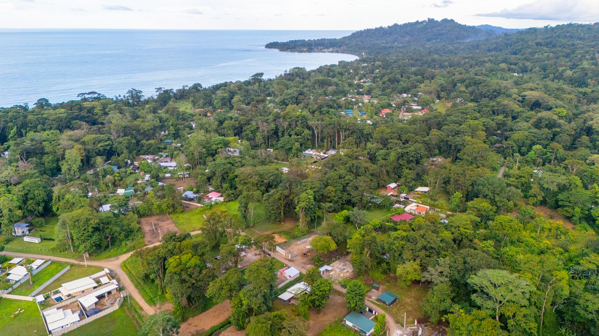 Playa Negra, Limón