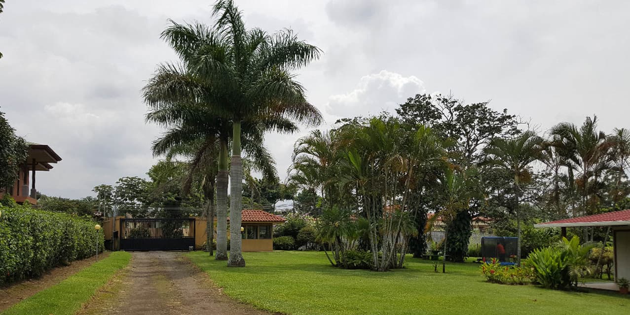 Villa Tierra del Sol en Alajuela — photo