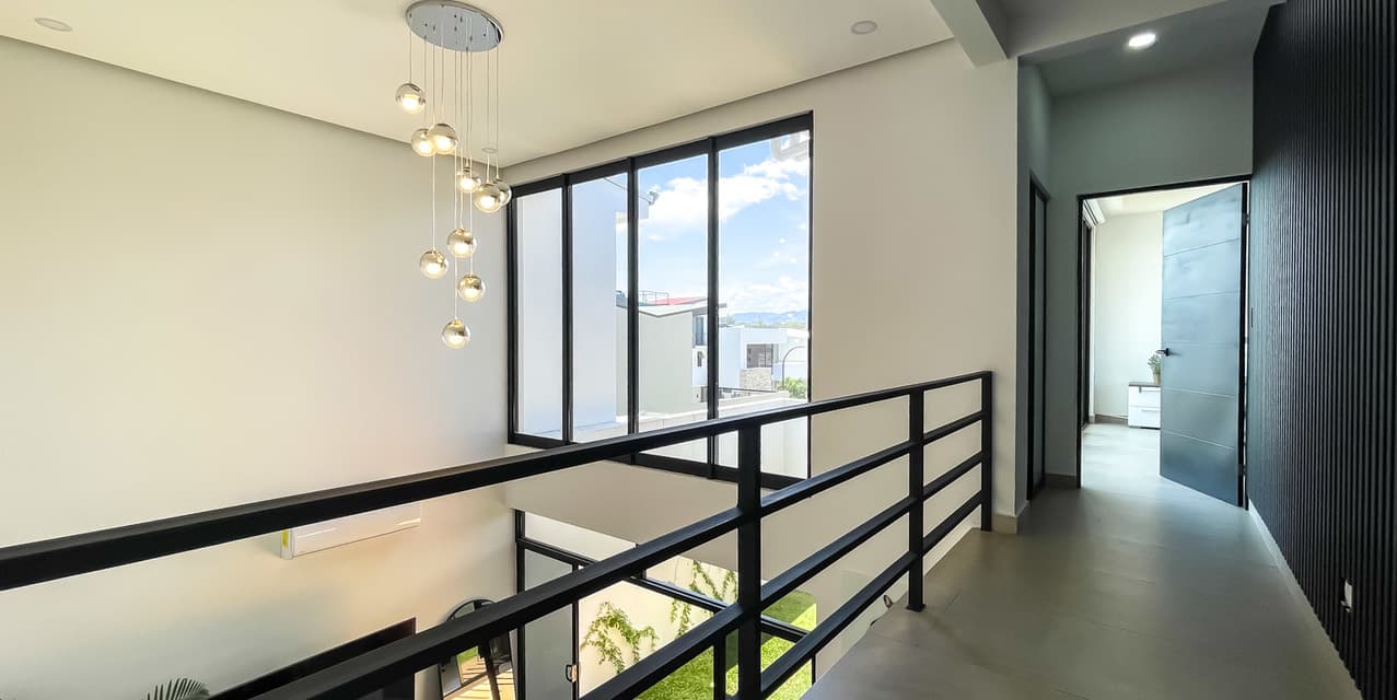 Casa Alta de Ensueño en Escazú — photo