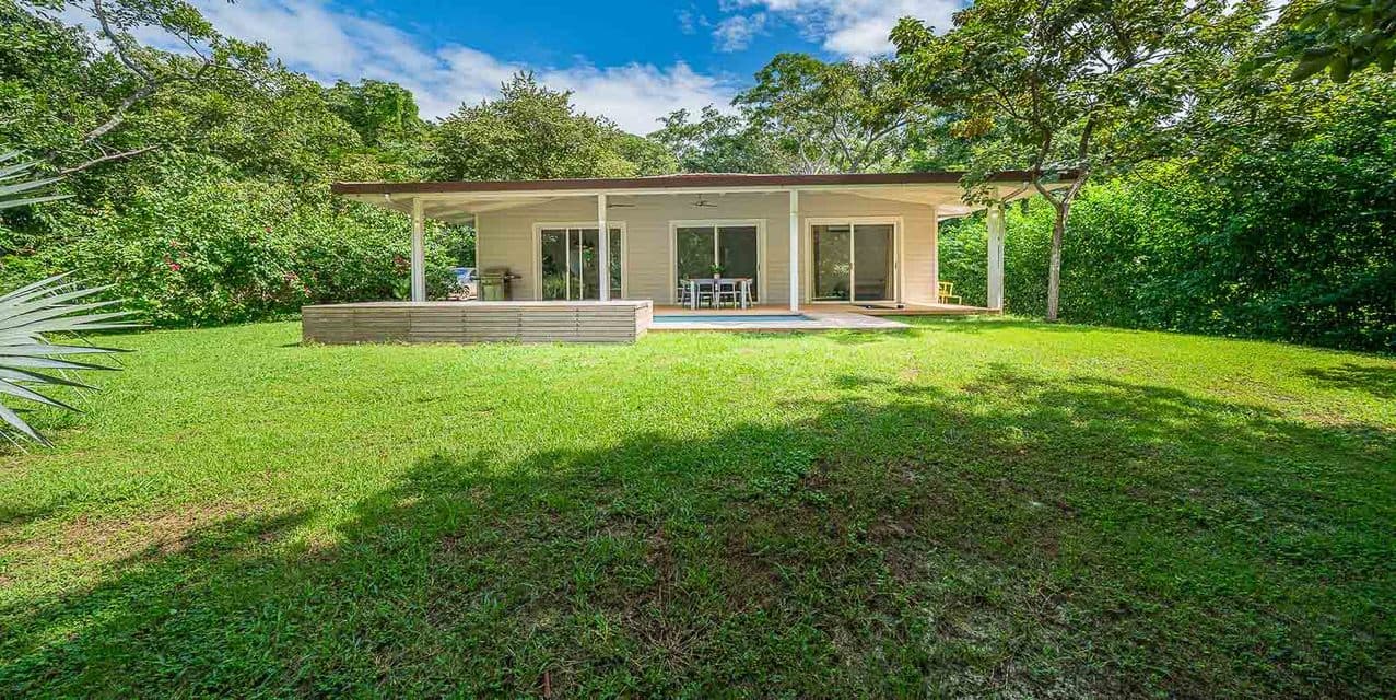Exquisite Caribbean Style Surf House Playa Grande — photo