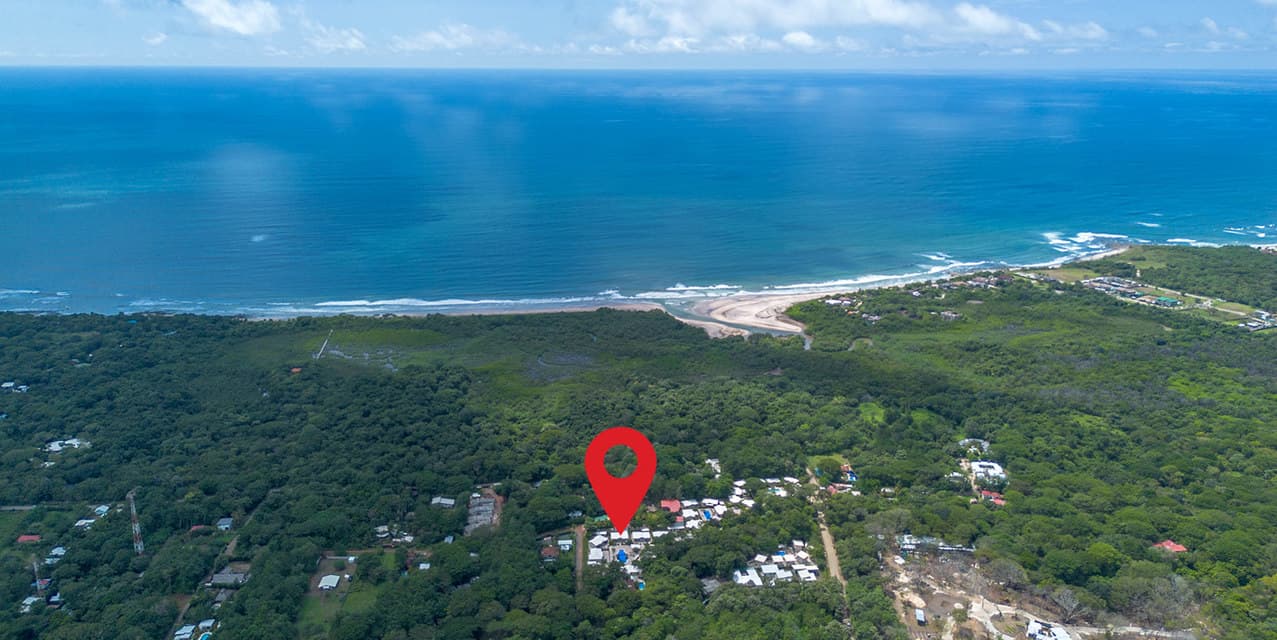 Surf, Sun & Style The Point 18 Villa Steps from The Beach — photo