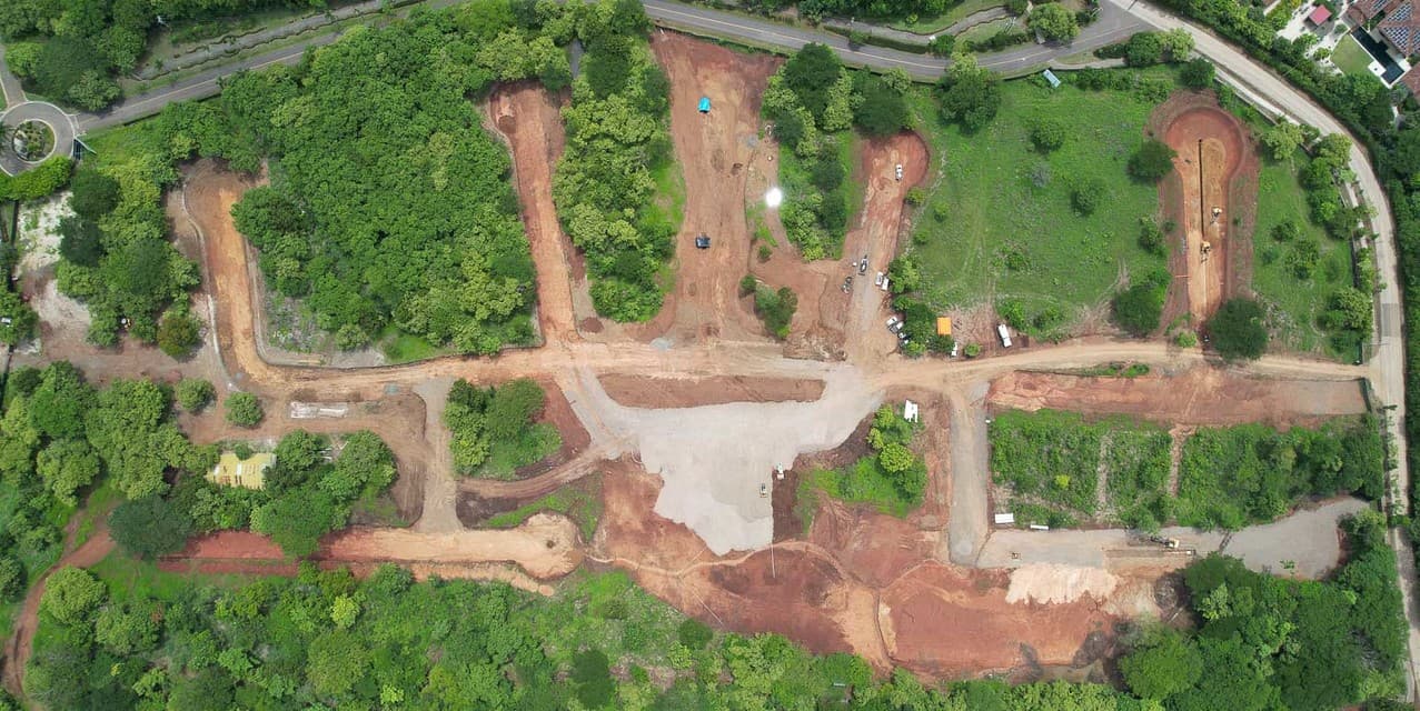 Premium Lot for Resort-Style Living Steps from the Beach in Hacienda Pinilla — photo