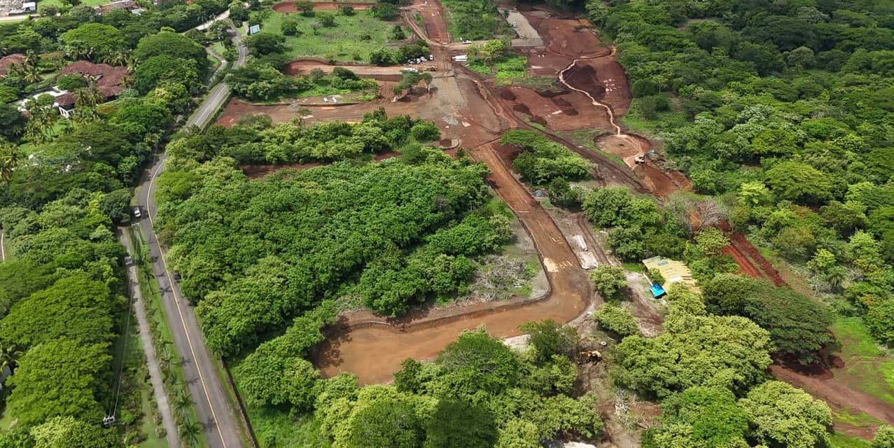 Premium Lot for Resort-Style Living Steps from the Beach in Hacienda Pinilla — photo
