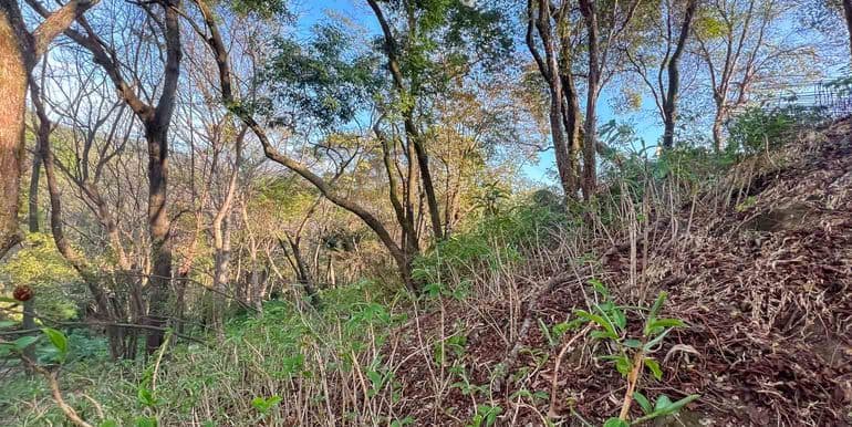 Lote en Colina dentro de Comunidad Cerrada en Santa Teresa