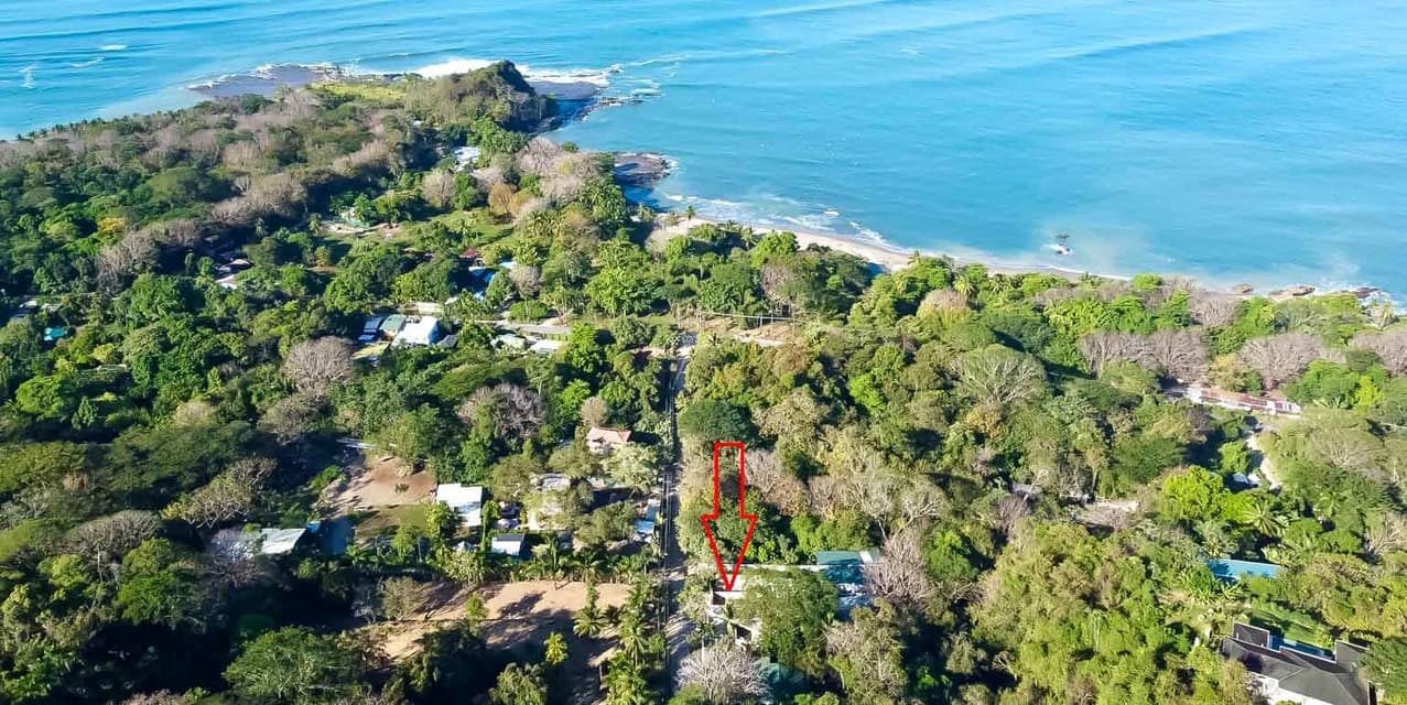 Brand New Contemporary Home Short Walk from the Beach in Malpaís — photo