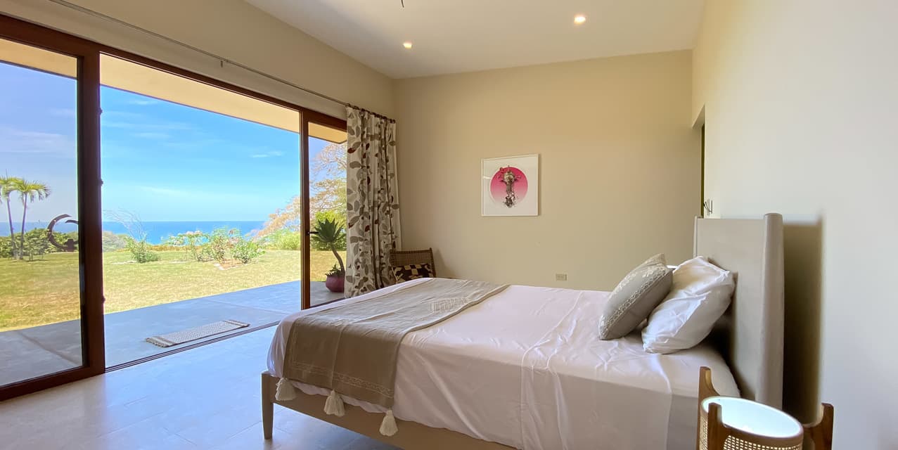 Fabulous Villa with Ocean View in Santa Teresa — photo