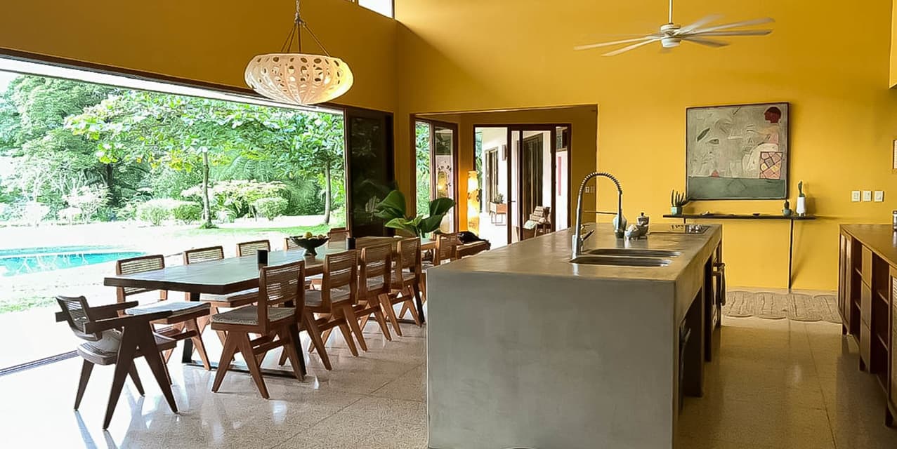 Fabulous Villa with Ocean View in Santa Teresa — photo