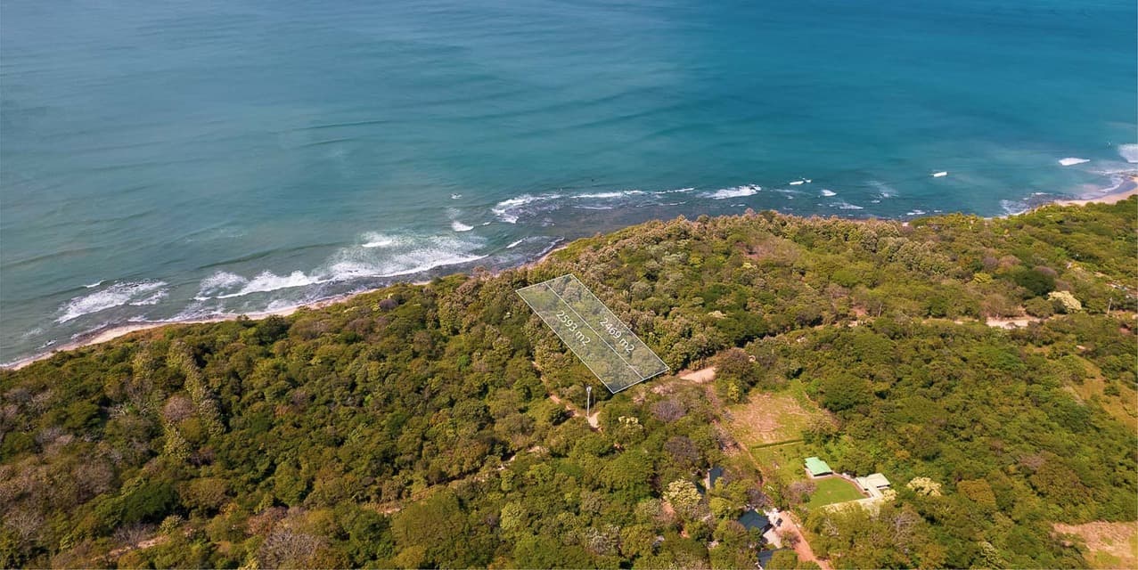 Oceanfront Legacy Land Between Avellanas & Playa Negra — photo