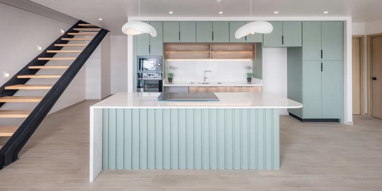 Stunning Penthouse at Golfside