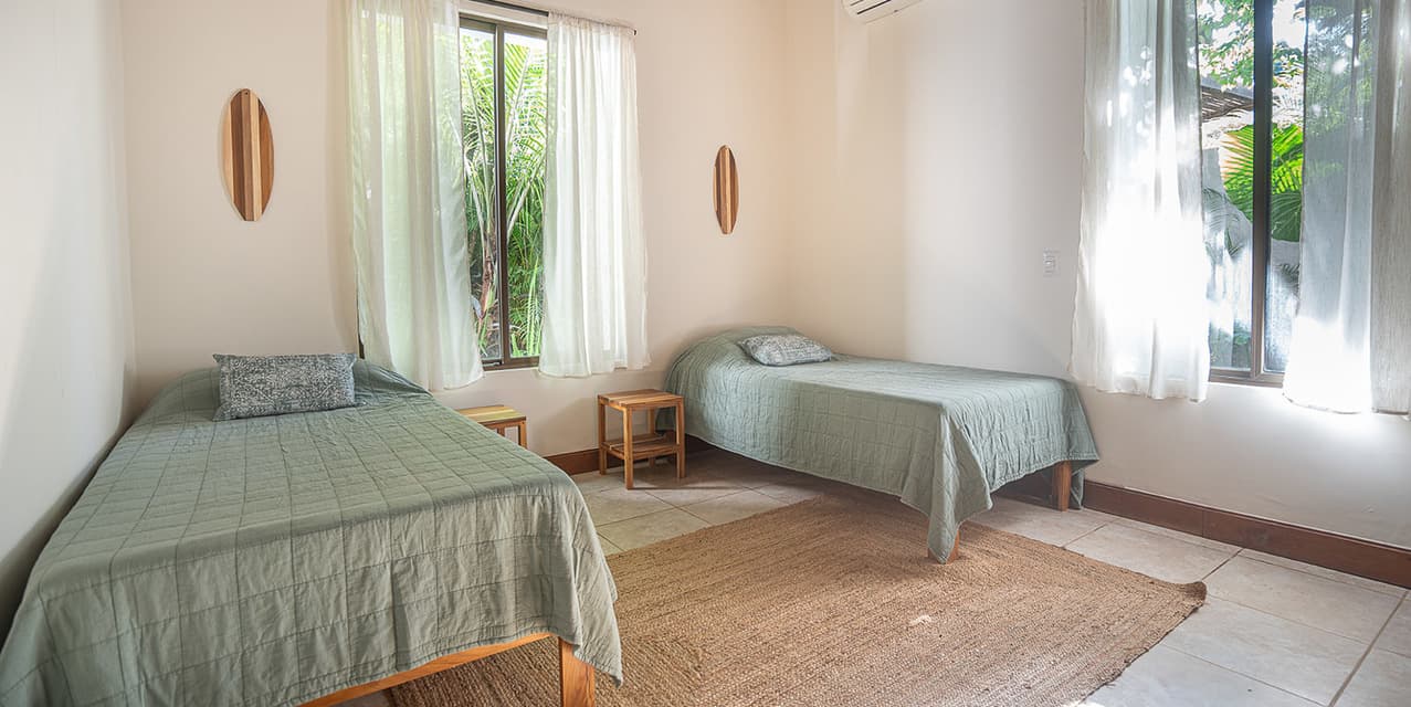 Ocean Walk Villa at Playa Hermosa — photo