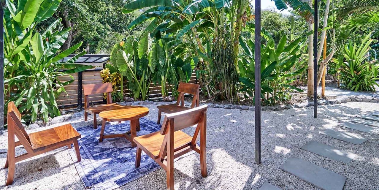 Triplex Property with Three Apartments in Santa Teresa — photo