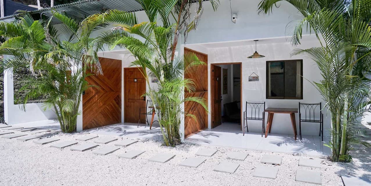 Triplex Property with Three Apartments in Santa Teresa — photo