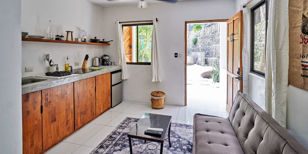 Triplex Property with Three Apartments in Santa Teresa — photo