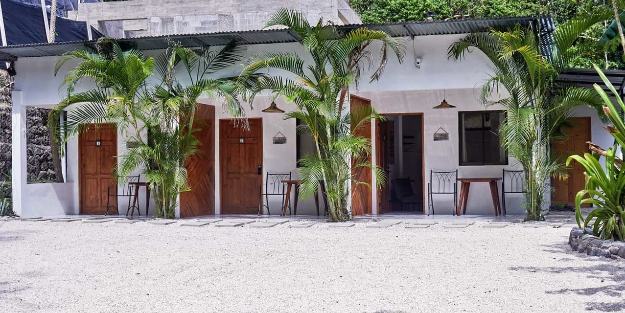 Triplex Property with Three Apartments in Santa Teresa — photo