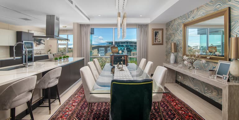 Flow Apartment at Central Park