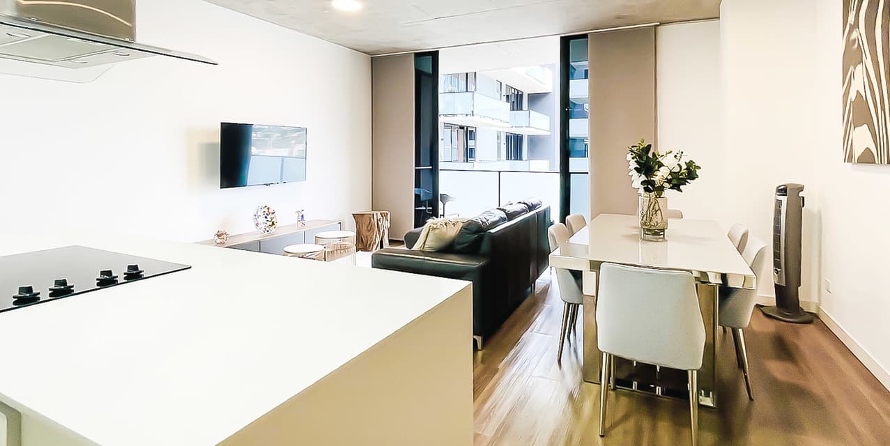 Escazú Village Apartment with Great View to the Pool — photo
