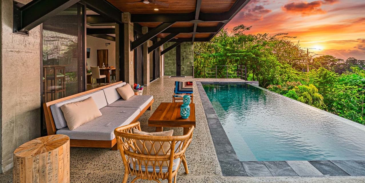 OceanBreeze Tropical Modern Home in Uvita — photo