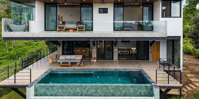 OceanBreeze Tropical Modern Home in Uvita