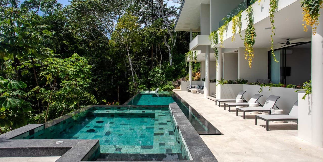 The Blu Crown Residence in Dominical — photo