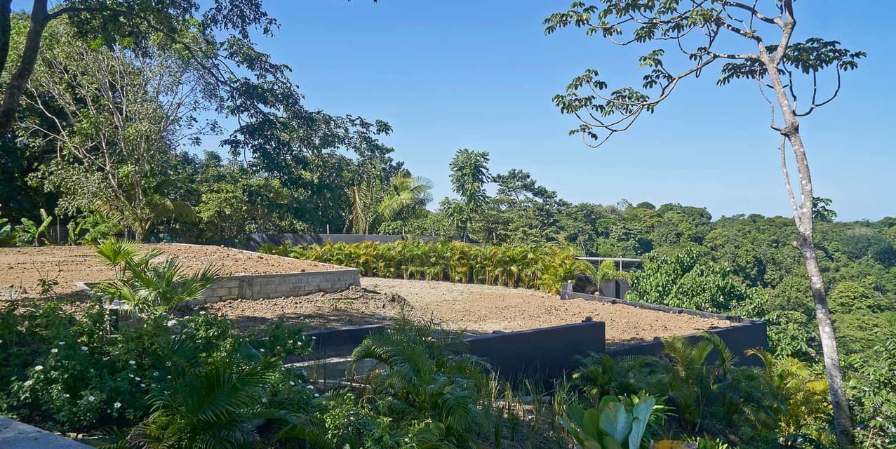 Elevated Estate Land with Panoramic Views in Santiago — photo