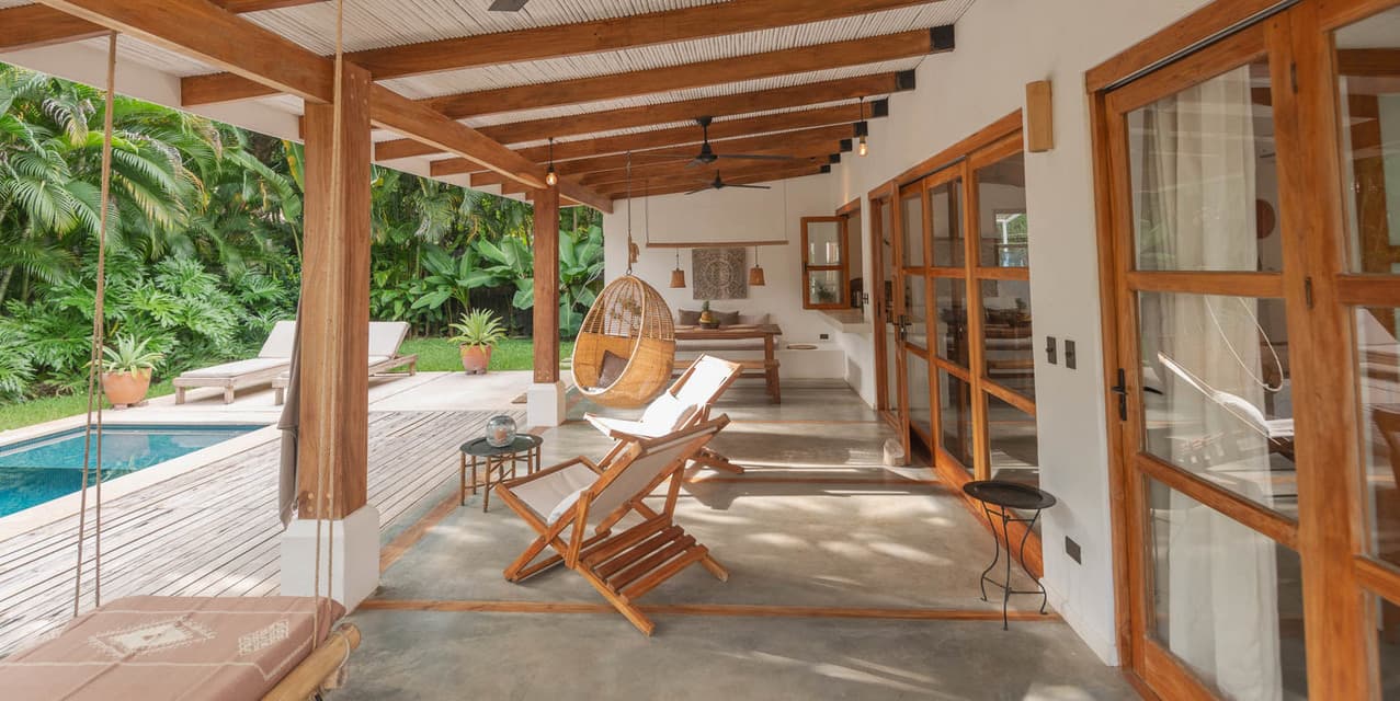 North Santa Teresa Contemporary Surfside Home — photo