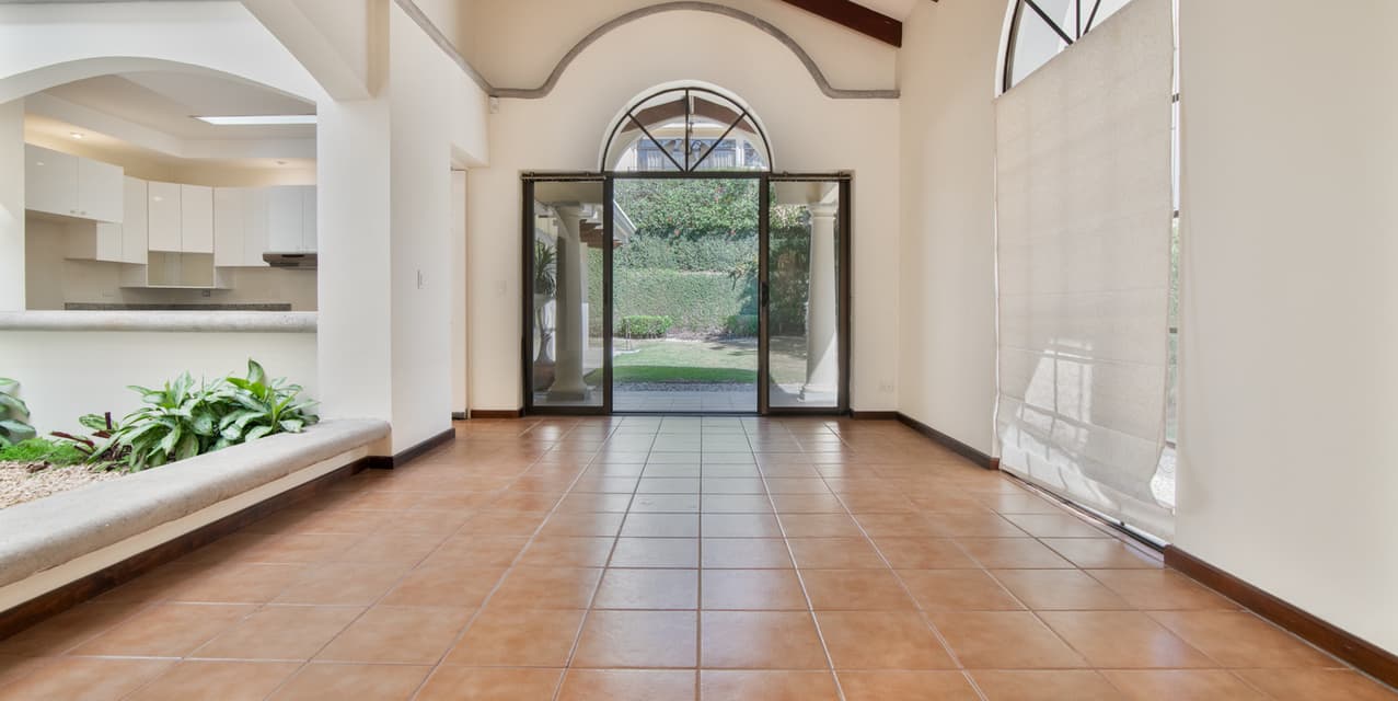 Dreamy Single Level Home — photo