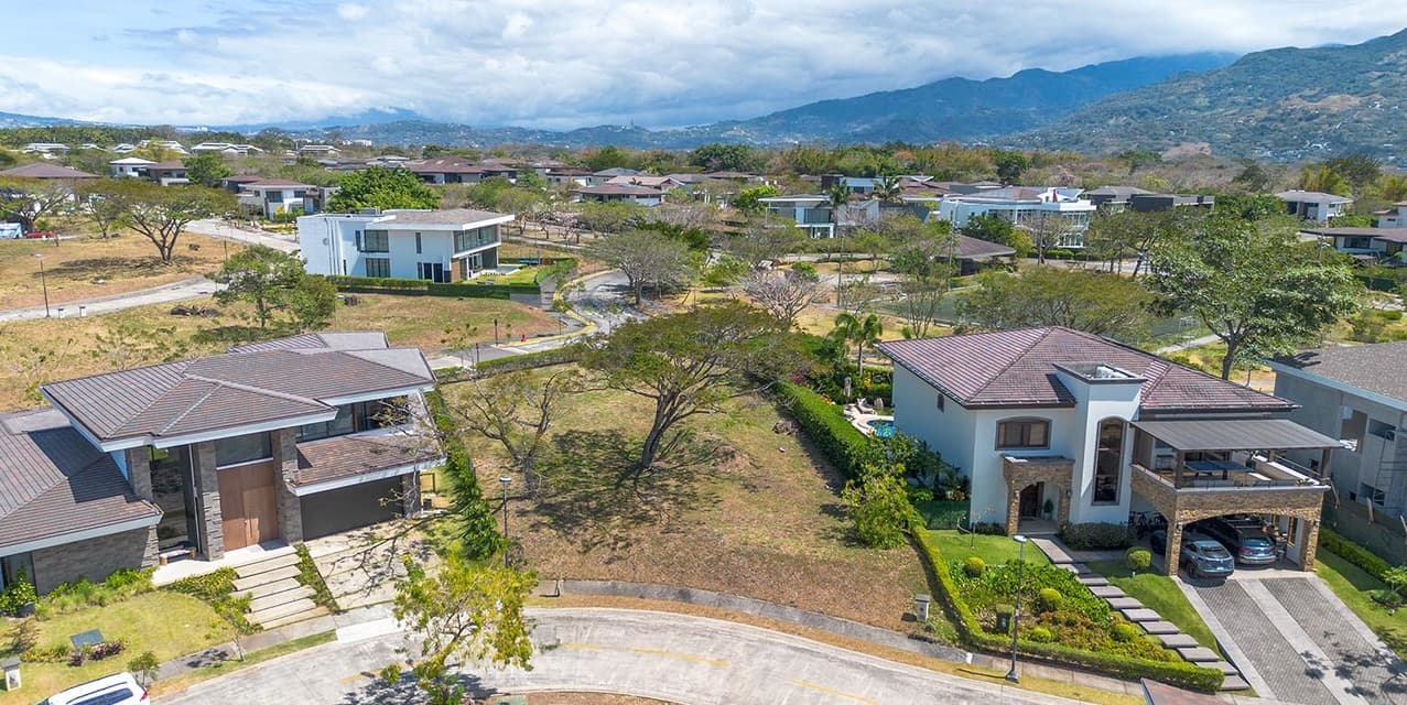 Parkview lot @ Hacienda Espinal — photo