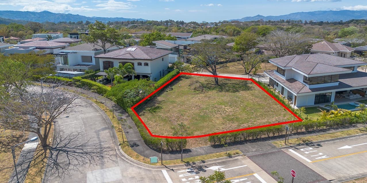 Parkview lot @ Hacienda Espinal — photo
