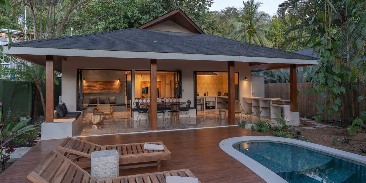 Beachside Living in the Heart of Santa Teresa — photo