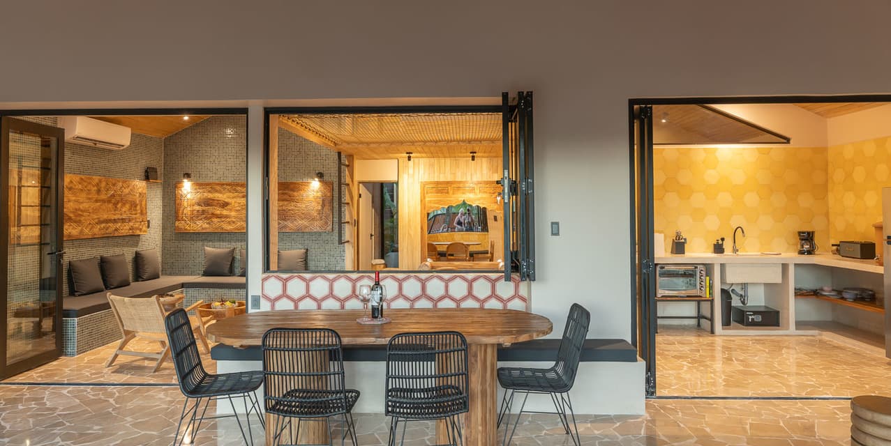 Beachside Living in the Heart of Santa Teresa — photo