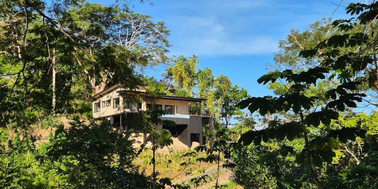 Turnkey Home with Striking Valley Views at Manzanillo — photo