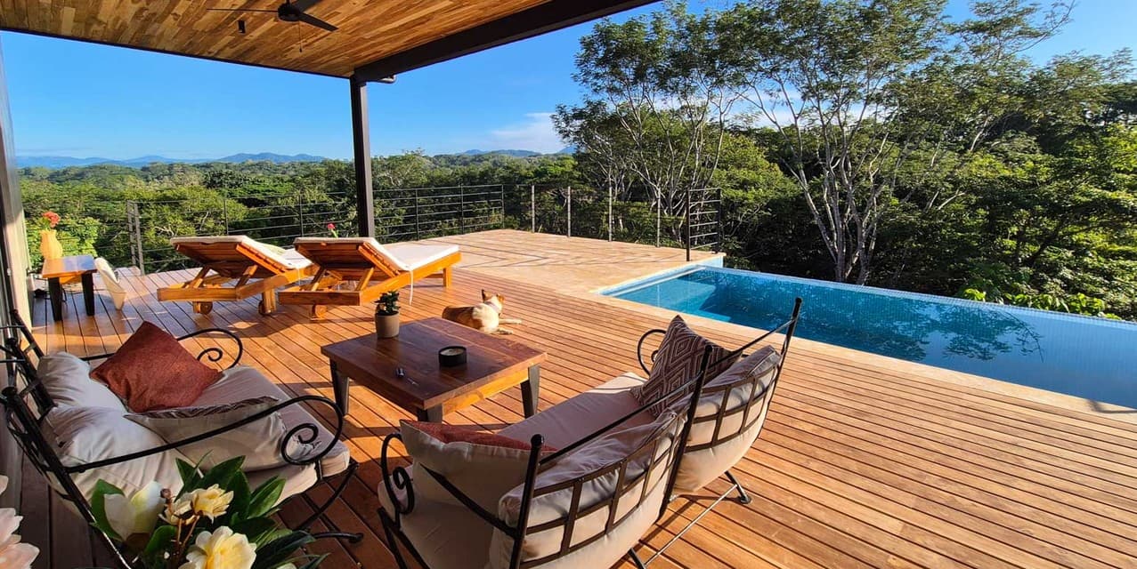 Turnkey Home with Striking Valley Views at Manzanillo — photo