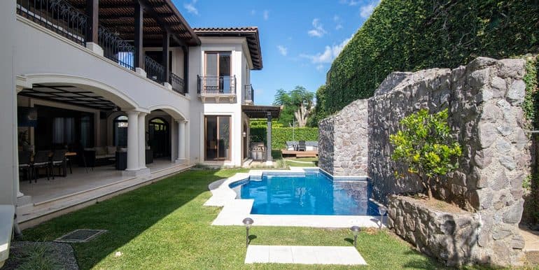 Timeless Mediterranean Residence in Lindora