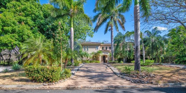 Casa Marbella : An Infinity -Edge Anthology at Hacienda Pinilla