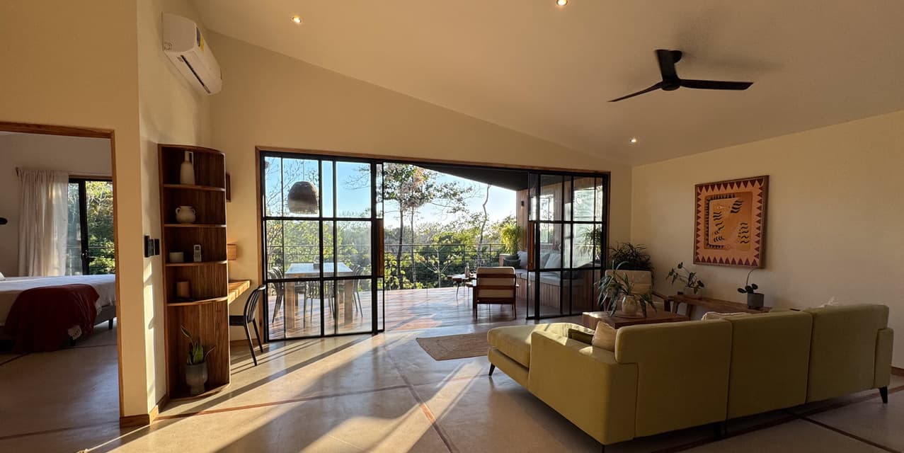 Modern Santiago Jungle View Residence with Expansion Potential — photo