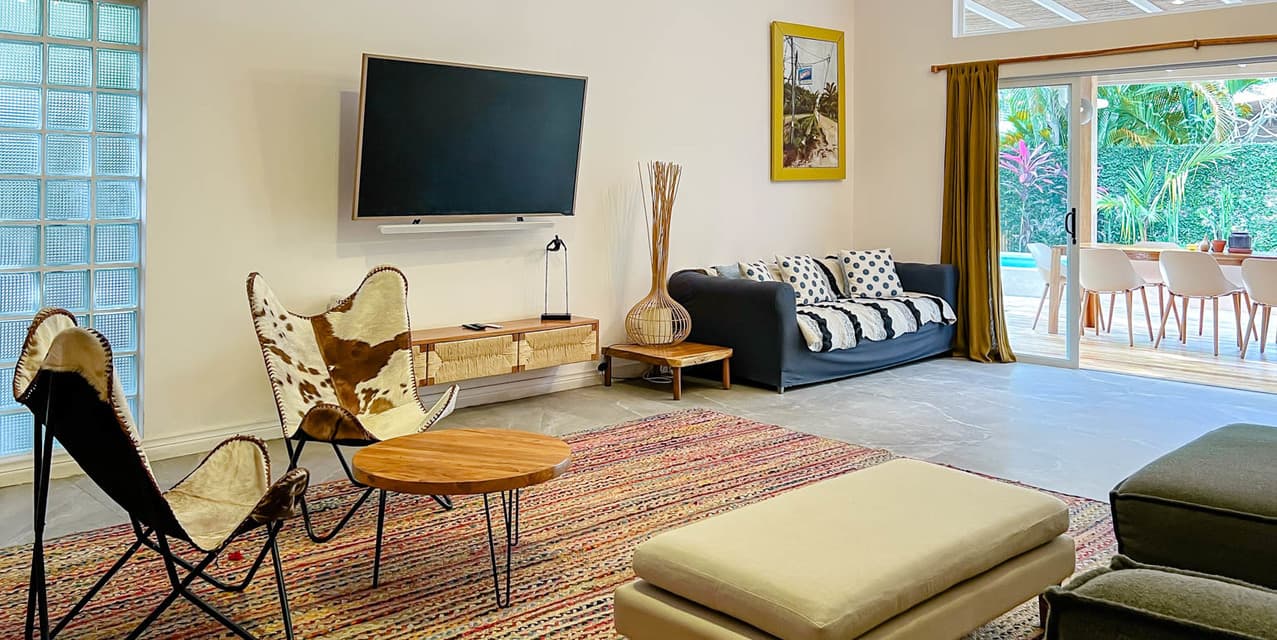 Prime Dual-Home Property in the Heart of Santa Teresa — photo