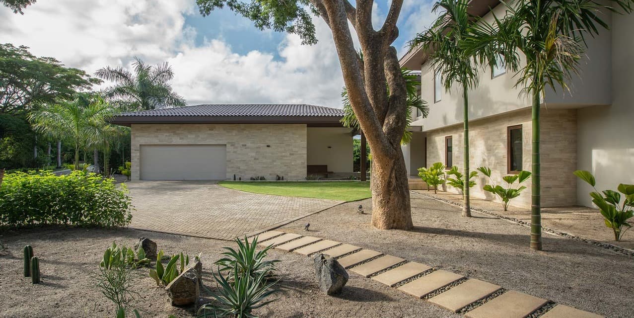Modern Tropical Sanctuary | Steps from the Shore — photo