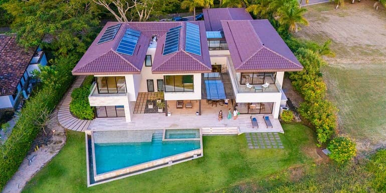 Modern Tropical Sanctuary | Steps from the Shore