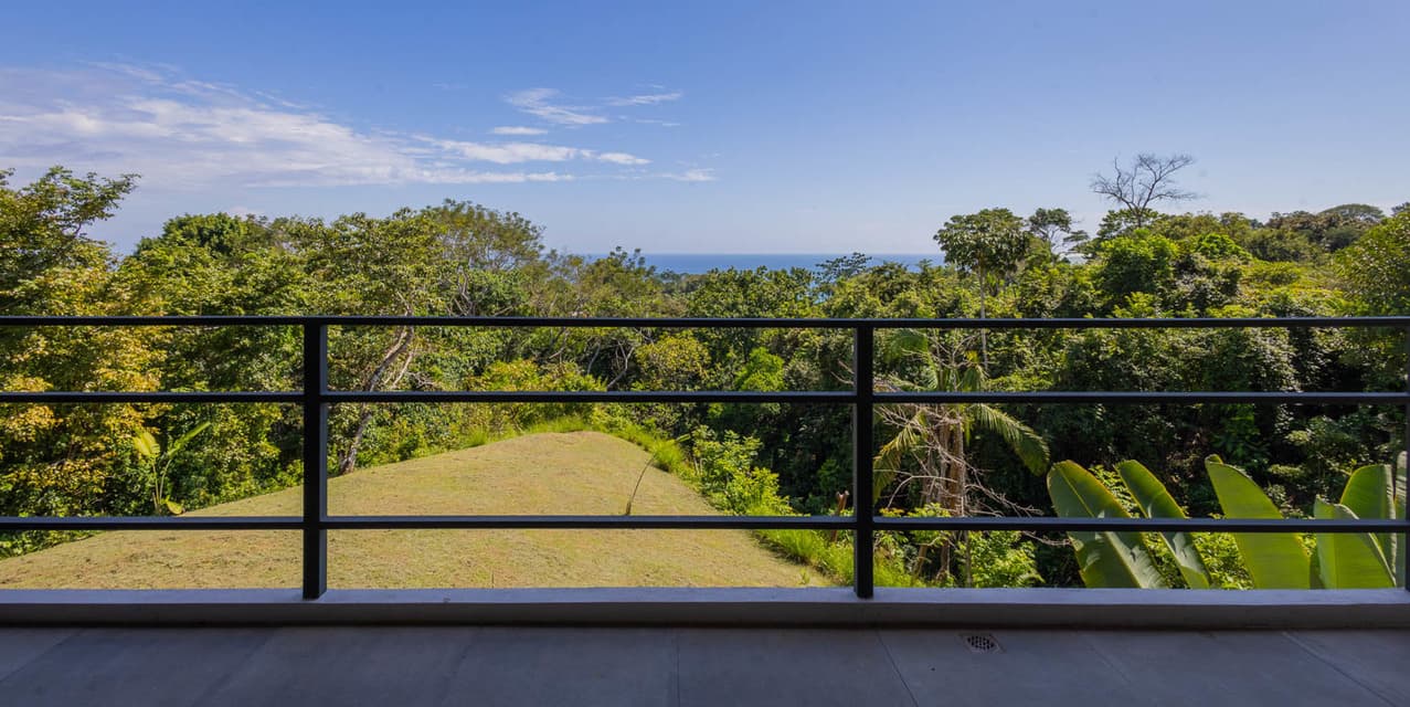 Elevated Oceanview Living in Montezuma’s Lush Hillside — photo