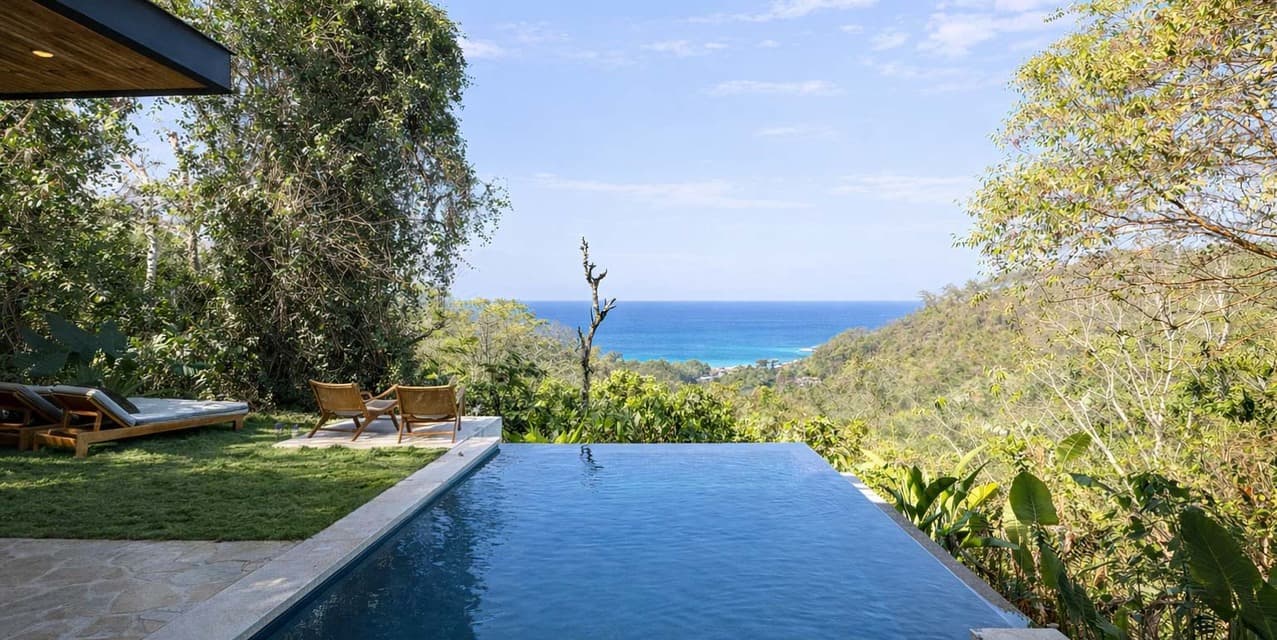 Hillside Luxury Ocean View Villa — photo