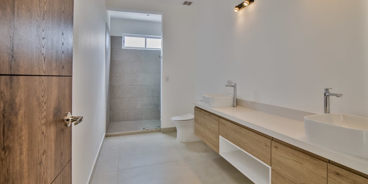 Alto Lomas Brand-New Residence at Guachipelin — photo