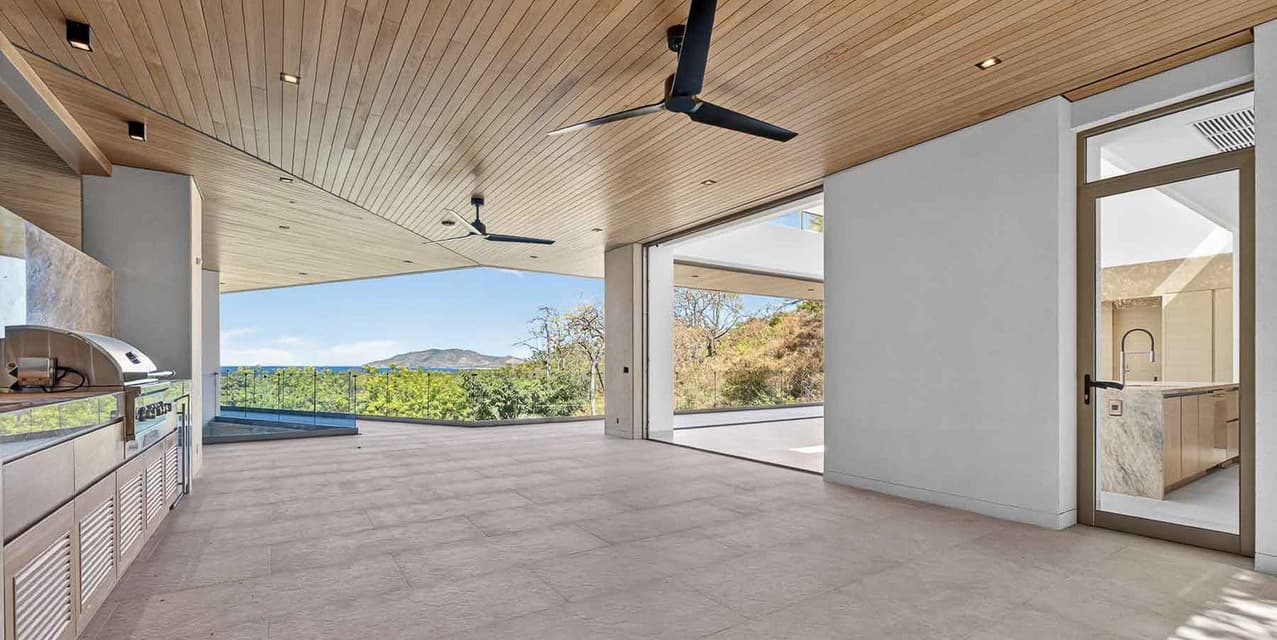 Refined Tropical Living with Panoramic Ocean Views in Tamarindo — photo