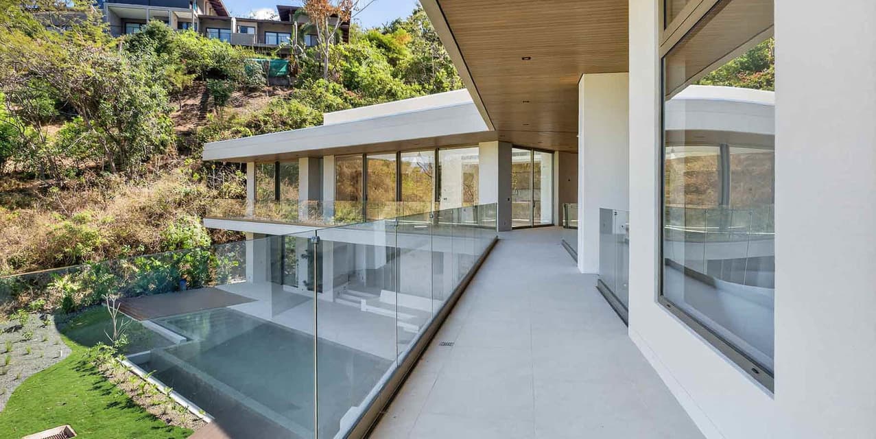 Refined Tropical Living with Panoramic Ocean Views in Tamarindo — photo