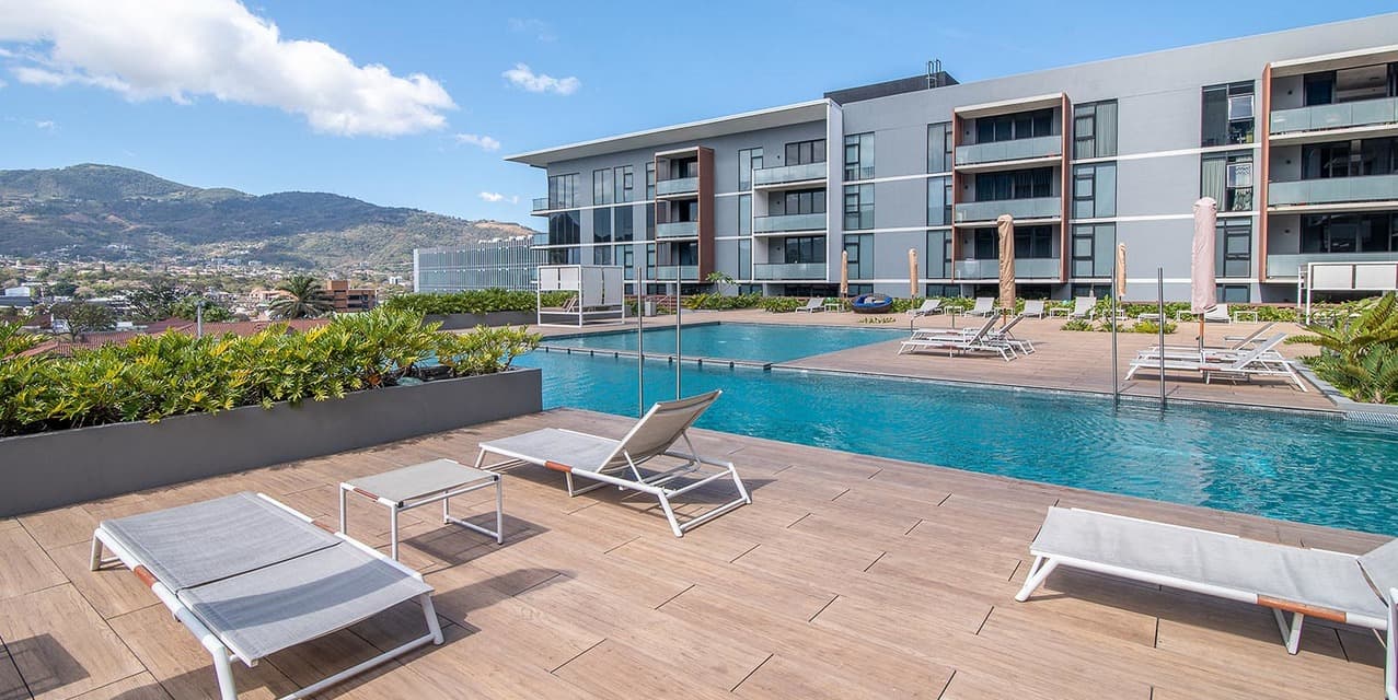 Corner Apartment with Panoramic Views for Rent at Escazú Village — photo