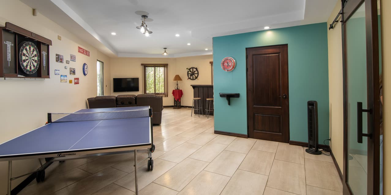 Casa Esquinera en Tierras del Este — photo